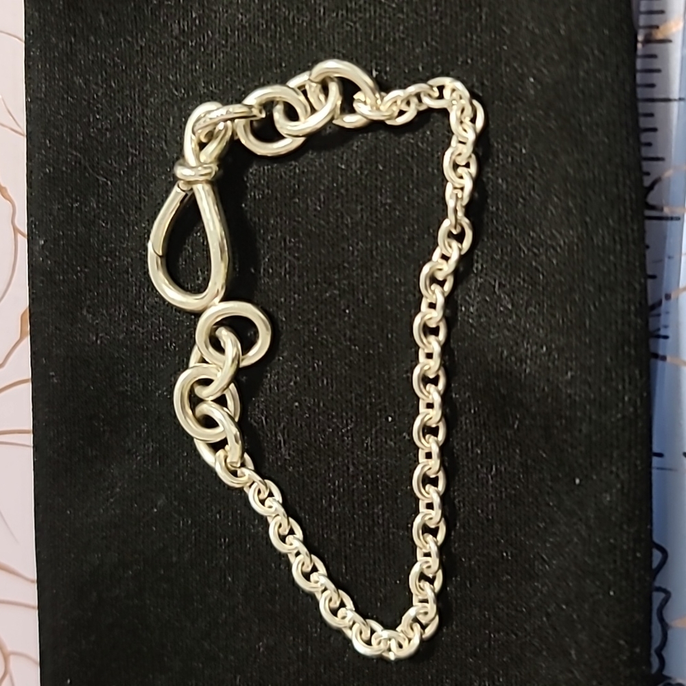 Auth Pandora infinity knot chain bracelet